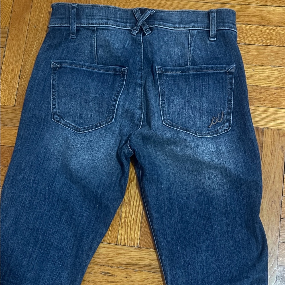 Express High Rise Buttoned Blue Jeans - Picture 4 of 6